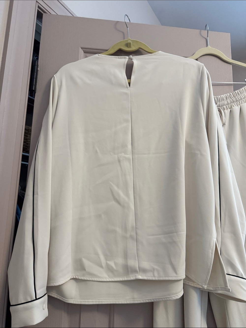Melody’s new with tags Cream Pant set L - Picture 5 of 12